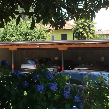 Girasole 3* Каннобио