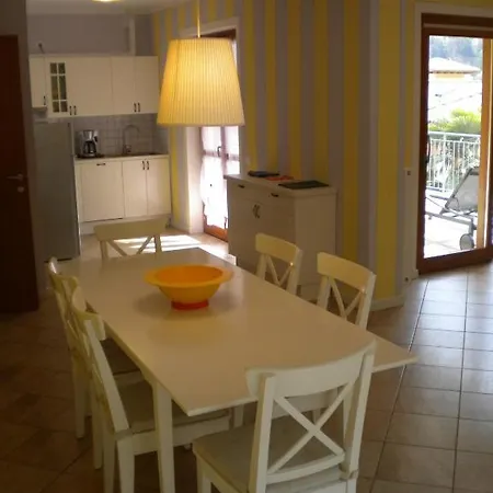 Lägenhetshotell Girasole 3*