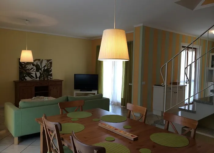 Girasole 3* Каннобио