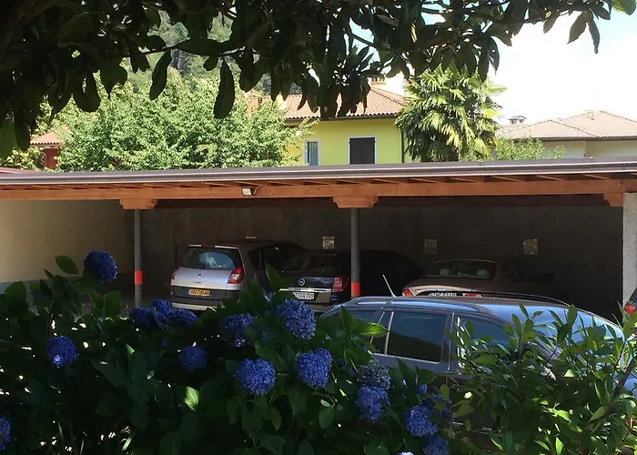 Girasole 3* Каннобио